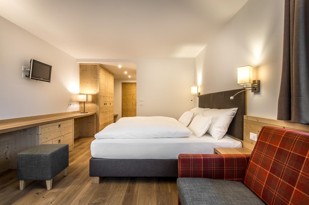Hotel Garni Larix Colfosco Zewnętrze zdjęcie
