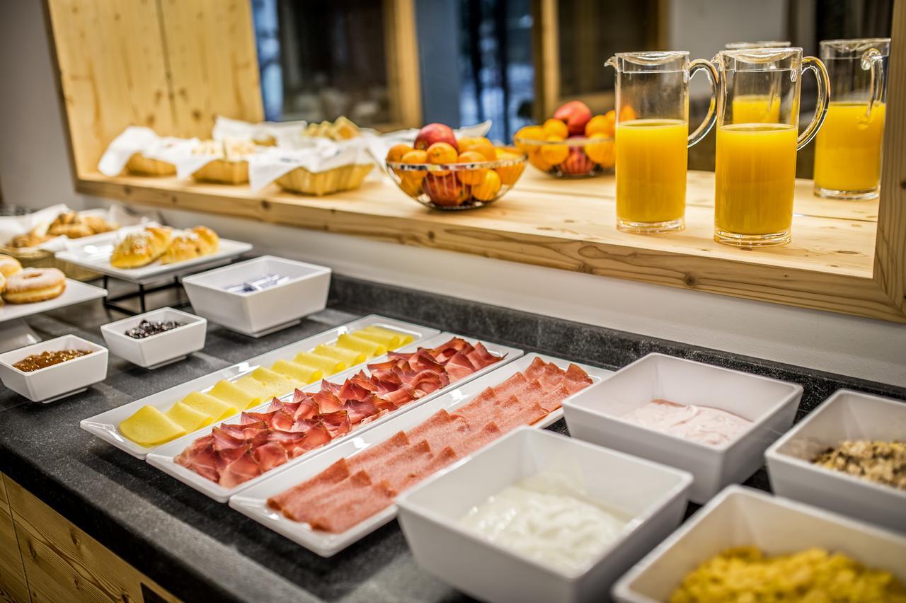 Hotel Garni Larix Colfosco Zewnętrze zdjęcie